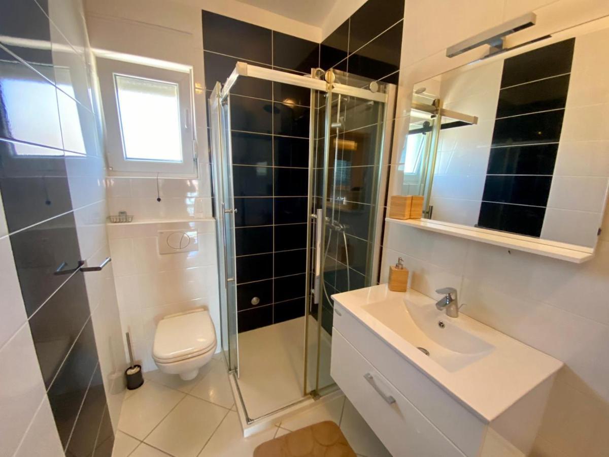 Atrium Novalja Apartment ภายนอก รูปภาพ