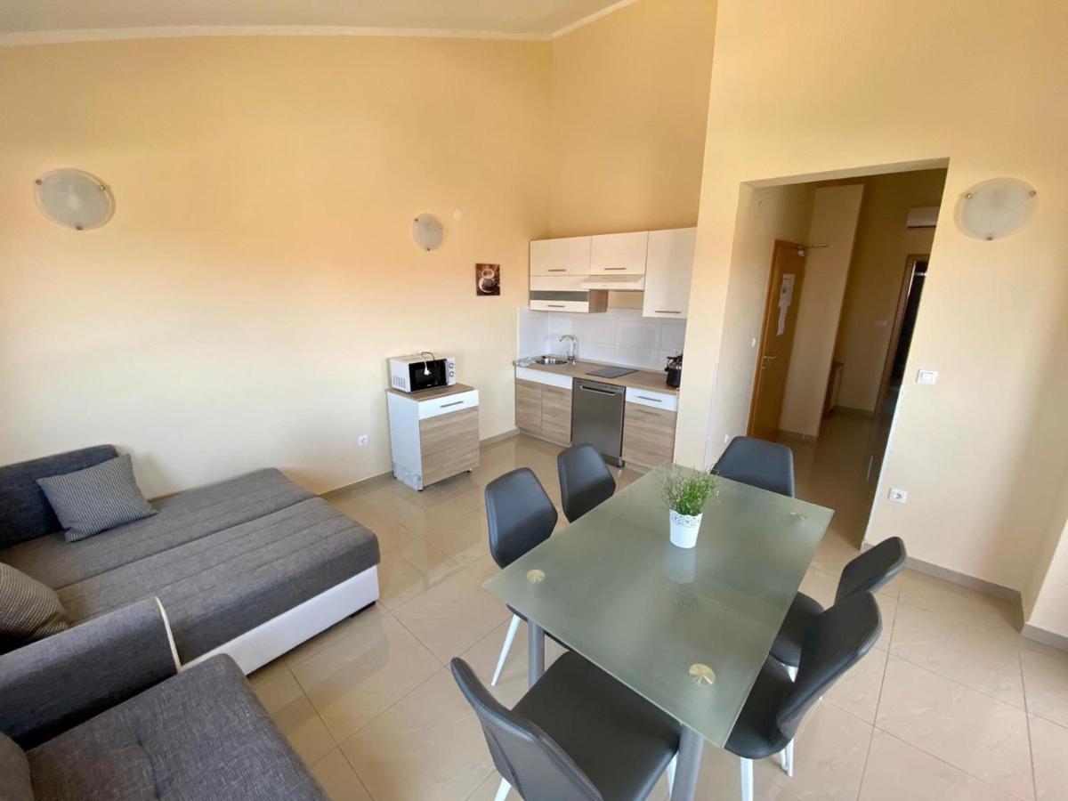Atrium Novalja Apartment ภายนอก รูปภาพ