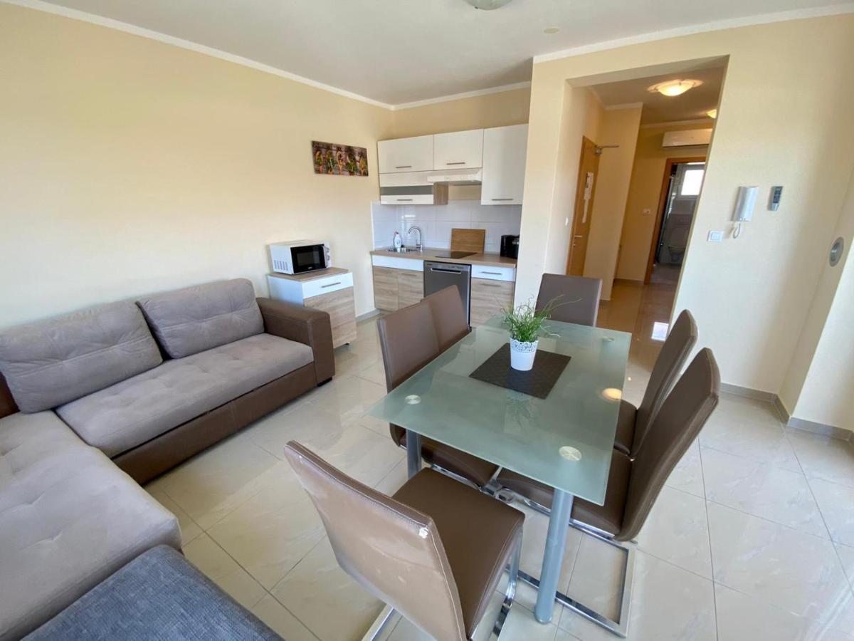 Atrium Novalja Apartment ภายนอก รูปภาพ