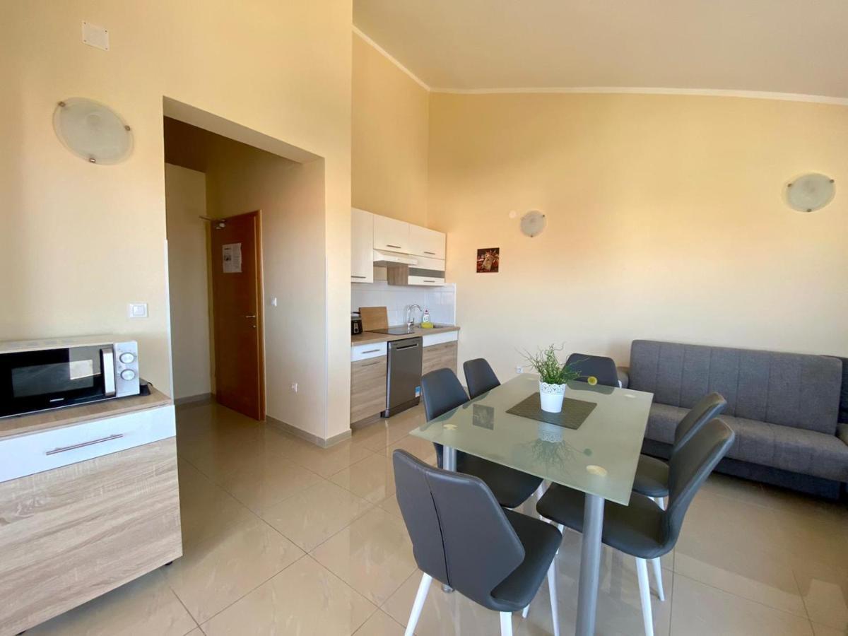 Atrium Novalja Apartment ภายนอก รูปภาพ