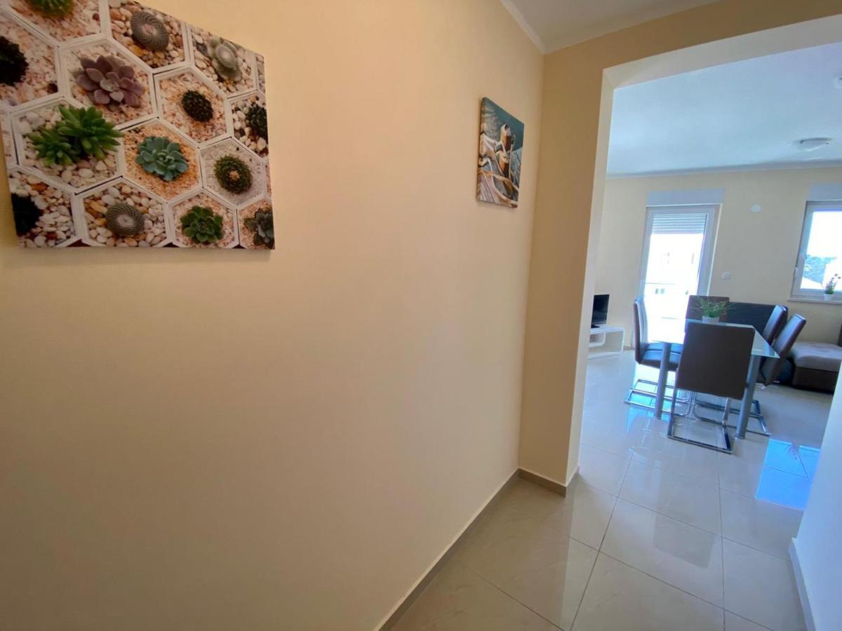 Atrium Novalja Apartment ภายนอก รูปภาพ