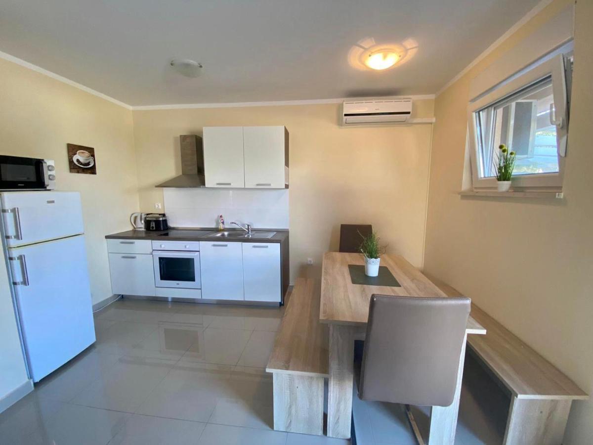Atrium Novalja Apartment ภายนอก รูปภาพ