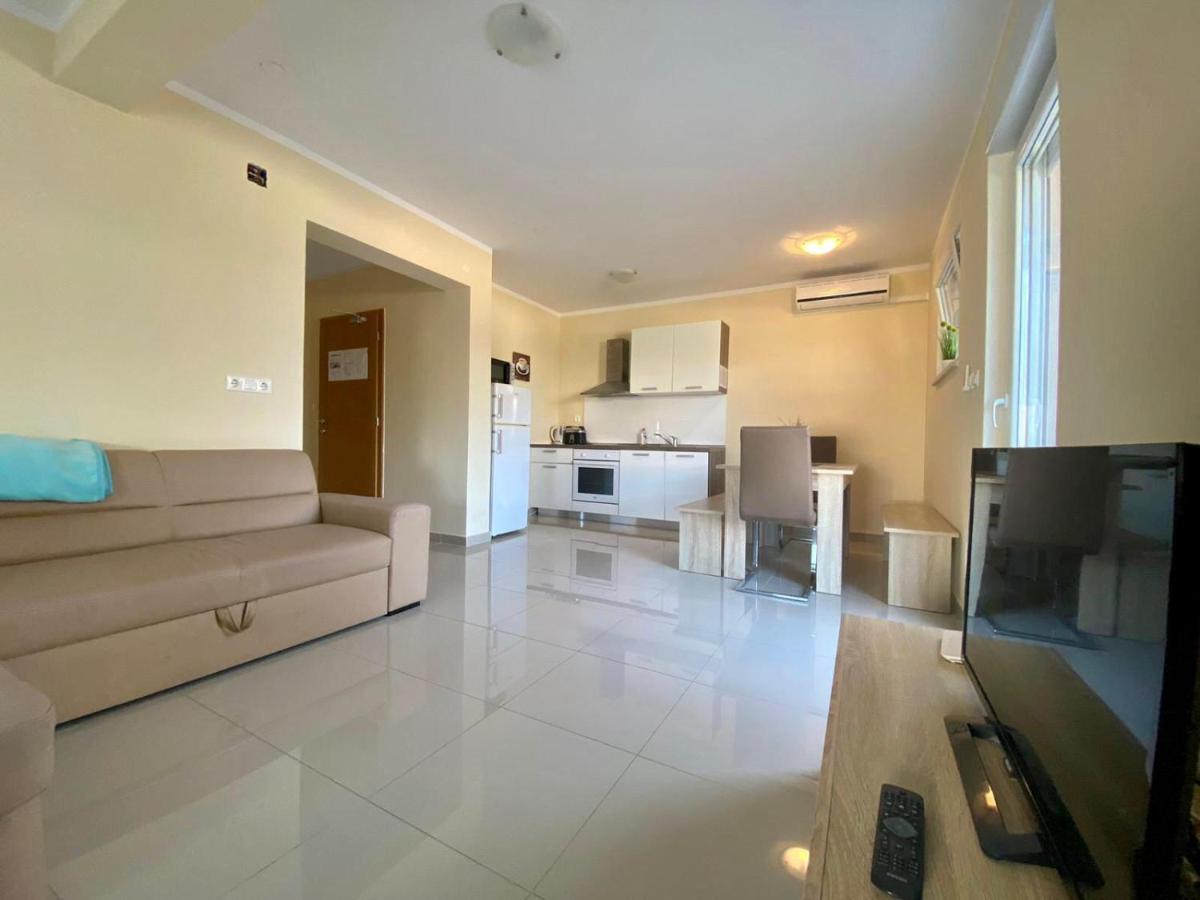 Atrium Novalja Apartment ภายนอก รูปภาพ